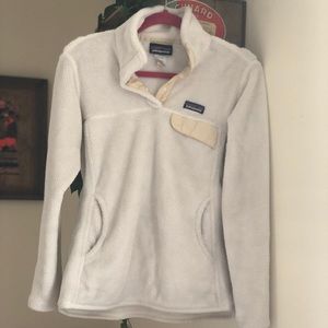 Women’s Patagonia fleece size medium